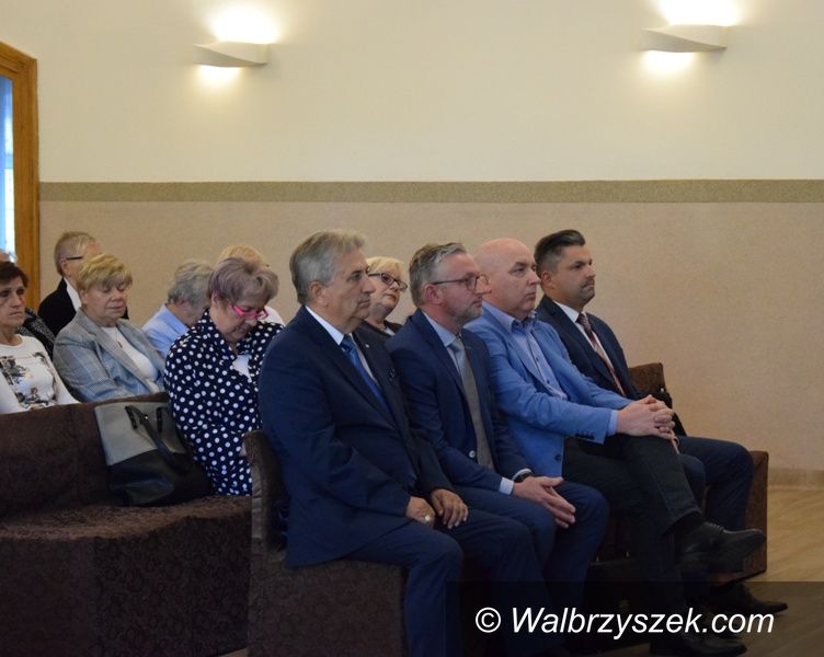 REGION, Głuszyca: Akademicki rok