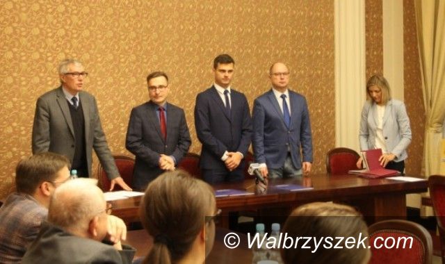 Wałbrzych: Stypendia dla najlepszych