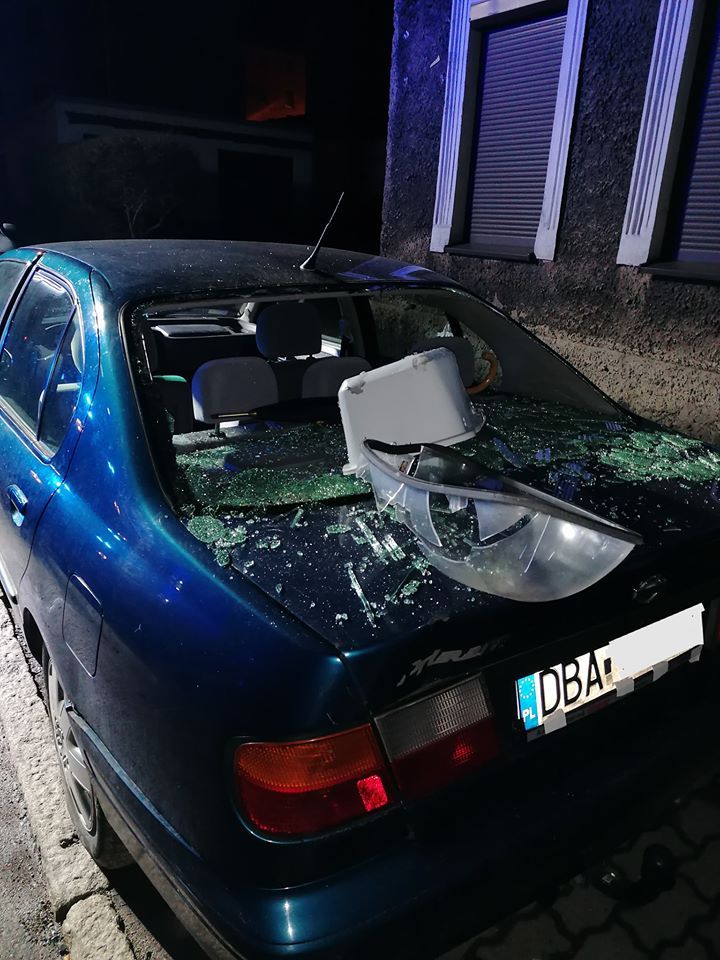 REGION, Boguszów-Gorce: Latarnia na samochodzie