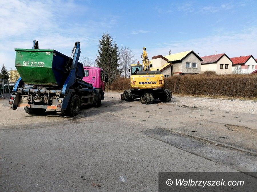 Wałbrzych: Remontują ZS nr 4