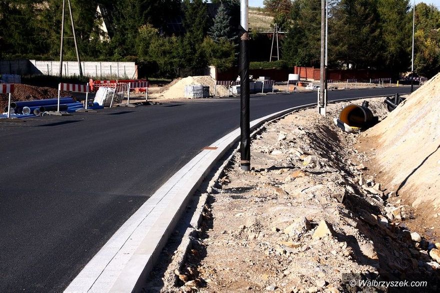 REGION: Kolejne pieniądze na drogi