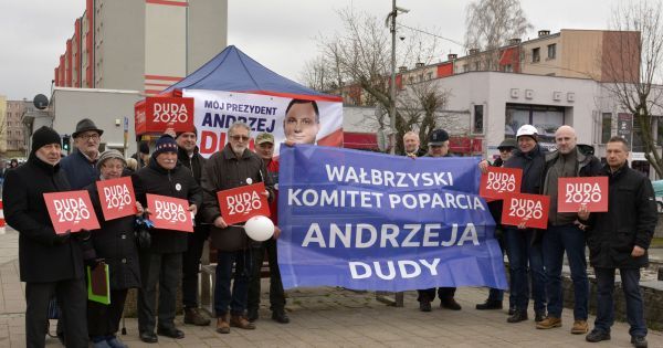 Wałbrzych: Zabiegają o przyjazd prezydenta
