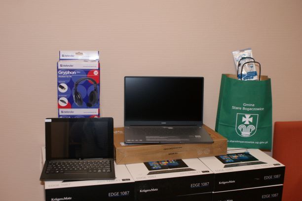REGION, Stare Bogaczowice: Tablety dla uczniów