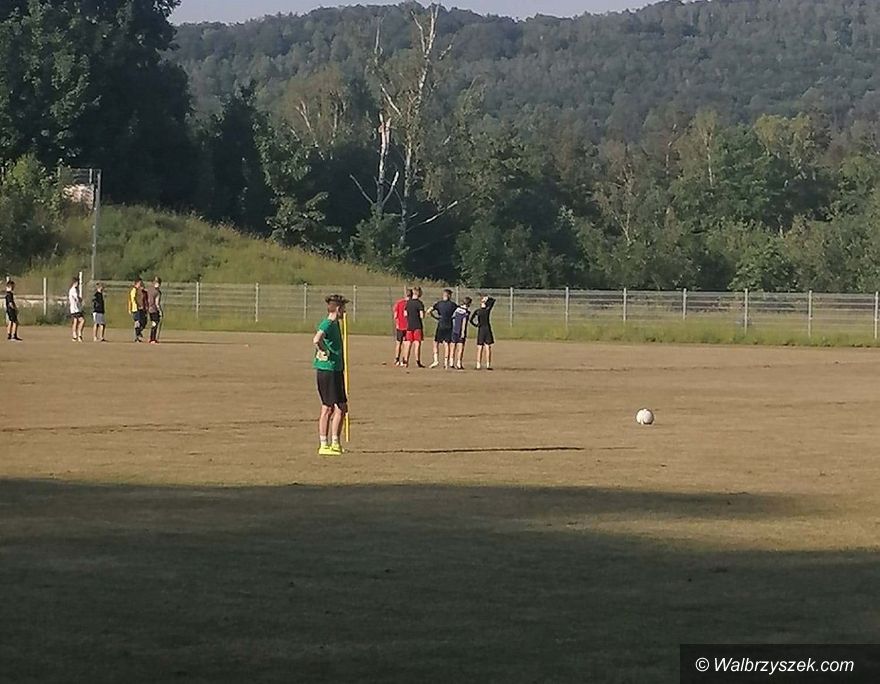 Wałbrzych: Futbolistki trenują