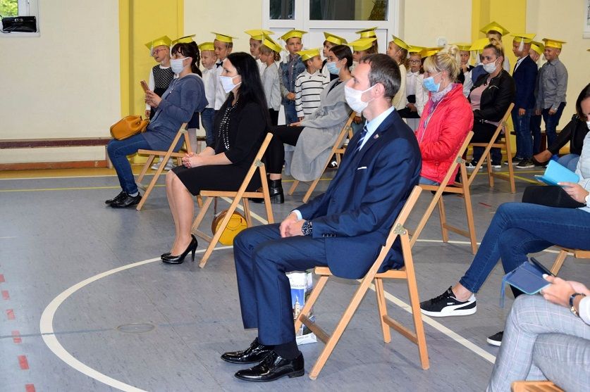 REGION, Boguszów-Gorce: Rozpoczęcie i pasowanie