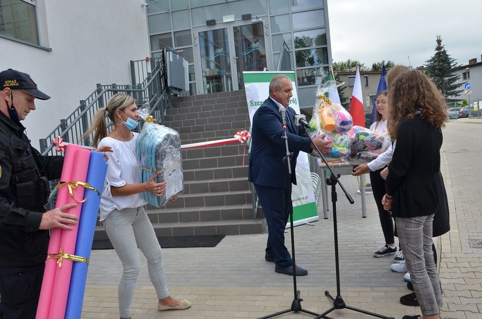 REGION, Szczawno-Zdrój: Otwarcie Delfinka