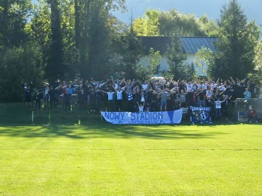 Głuszyca: Rozbili Włókniarza