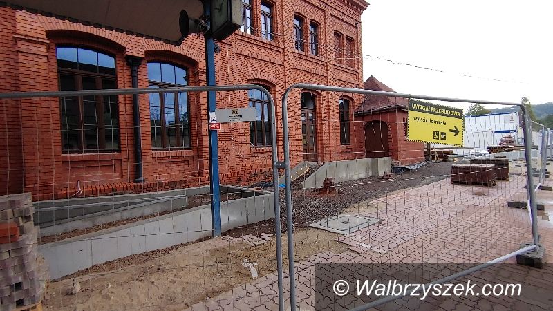 Wałbrzych: Odnawiają dworzec