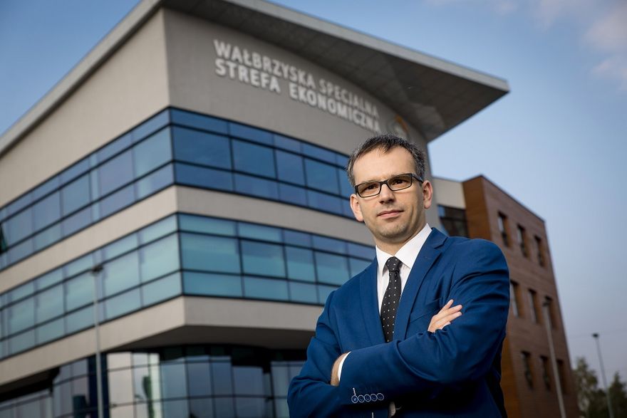 Wałbrzych/Kraj: Ze strefy do resortu gospodarki