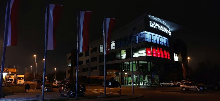 Wałbrzych: INVEST–PARK patriotycznie