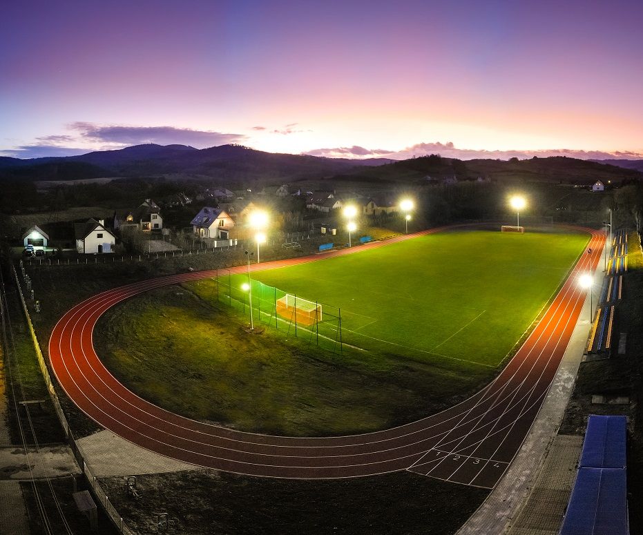 REGION, Stare Bogaczowice: Stadion jak marzenie