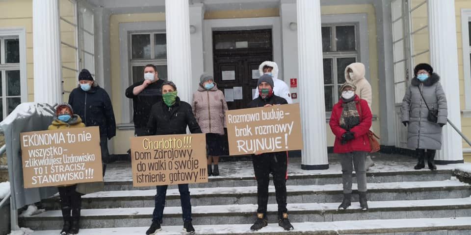 REGION, Jedlina-Zdrój: Protestowali w Jedlinie