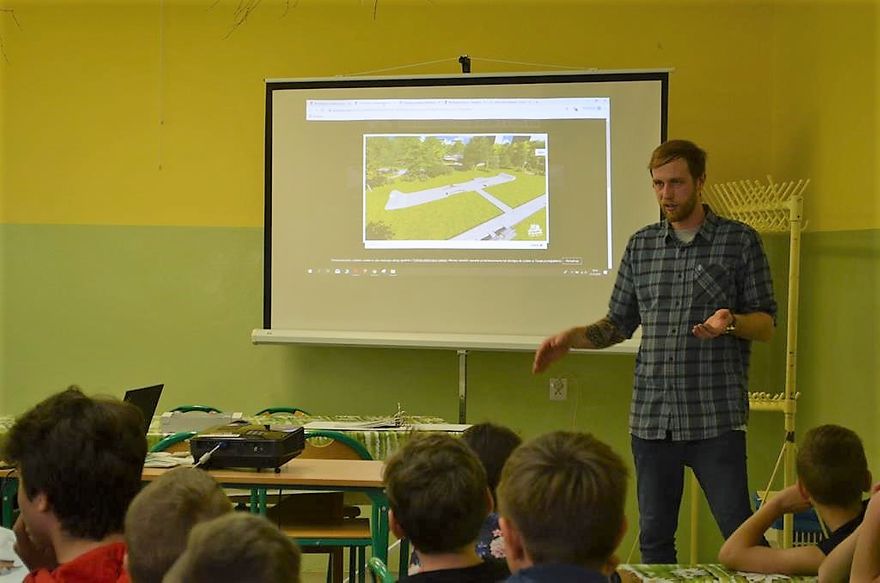 REGION, Walim: Powstanie skatepark