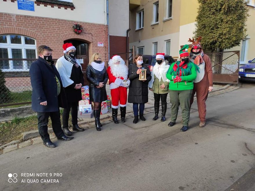 Wałbrzych: Przekazują światło