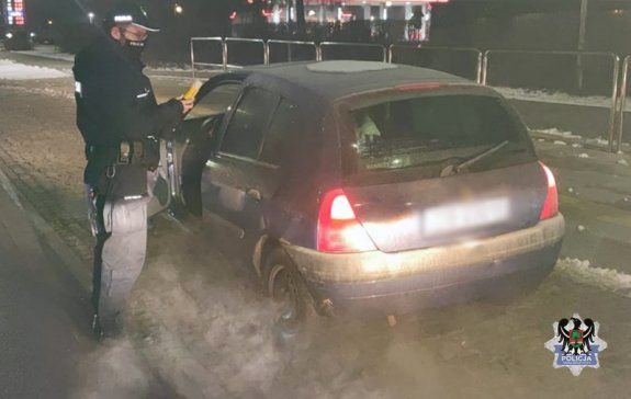 Wałbrzych/Szczawno-Zdrój: Pod wpływem i bez uprawnień