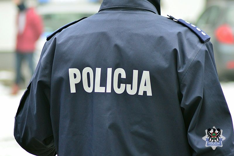 Wałbrzych: Jajkami po elewacji...