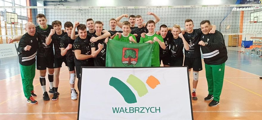 Wałbrzych/Kraj: Druga wygrana