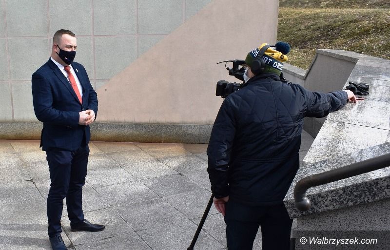 Wałbrzych: Bronią szpitali tymczasowych