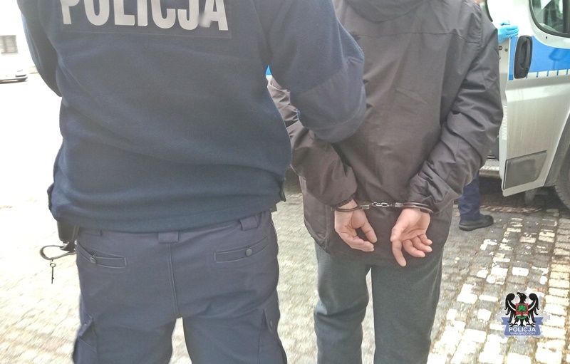 Wałbrzych/Czarny Bór: Narkotyki i amunicja
