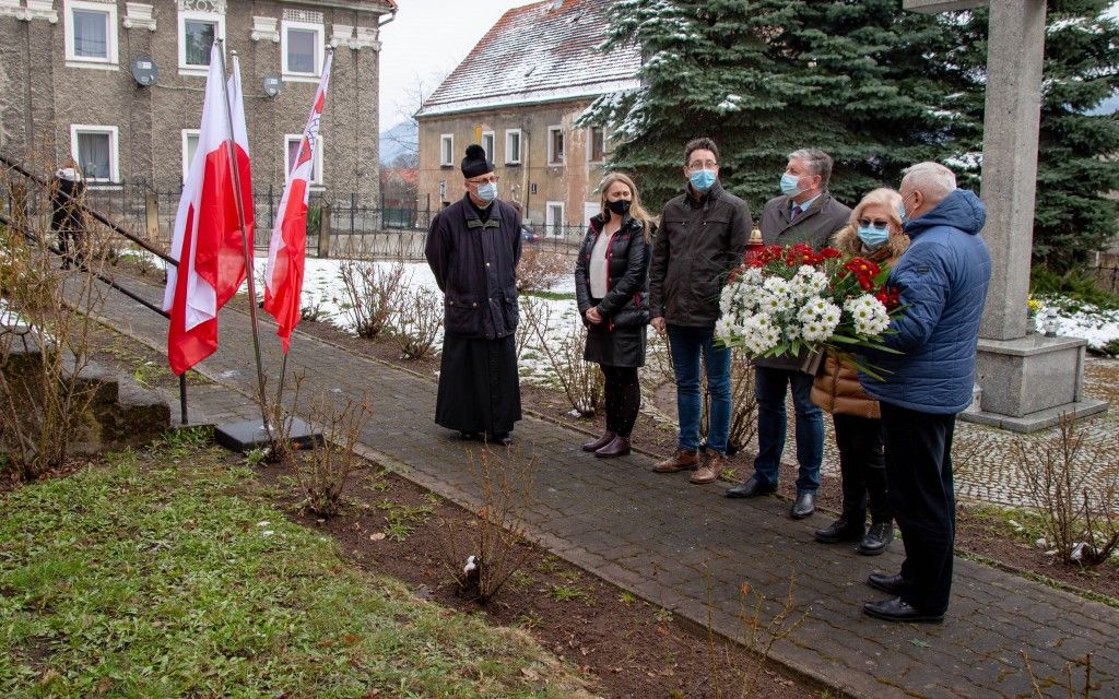 REGION, Mieroszów: Hołd ofiarom