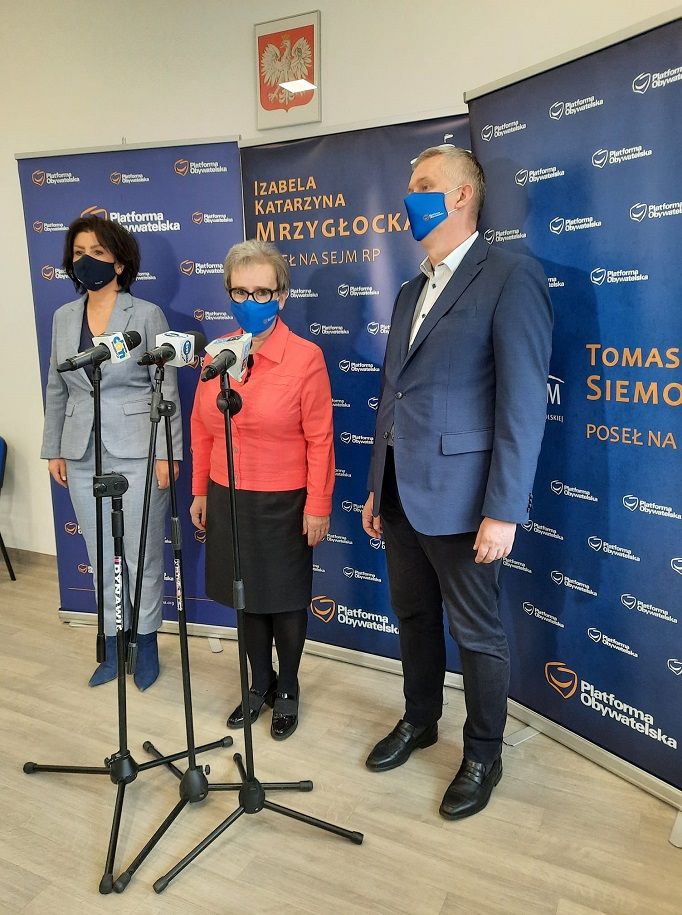 Wałbrzych/REGION: Wydział Pracy nie powróci...