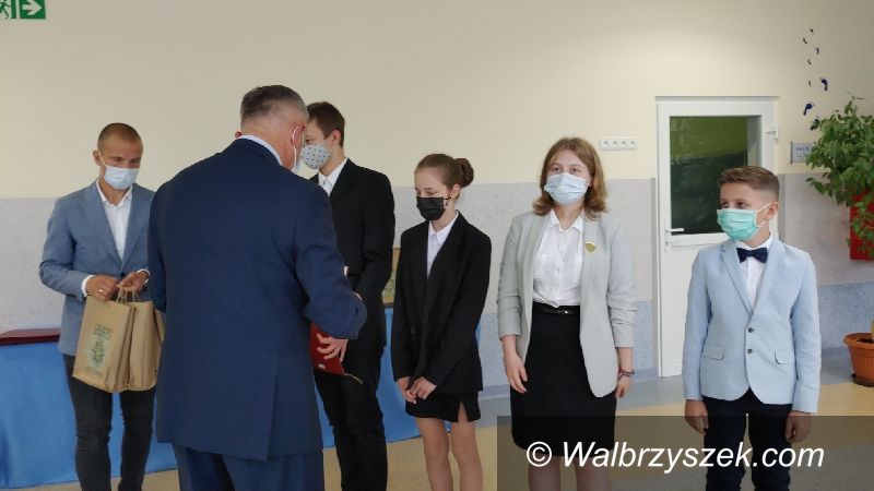 Wałbrzych: Mają już wakacje