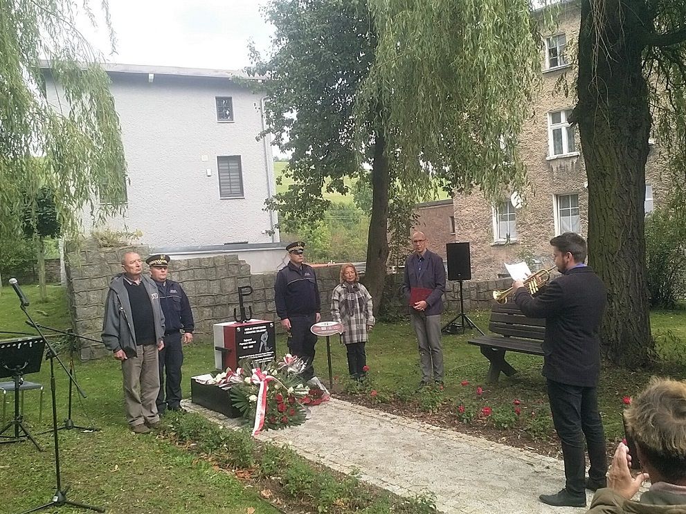 REGION, Boguszów-Gorce: Pomnik "Paprzycy" Niwińskiego