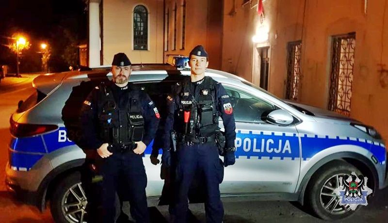 REGION, Głuszyca: Eskortowali pojazd z dzieckiem
