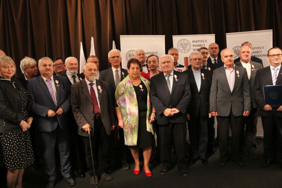 Wałbrzych/REGION: Krzyże Wolności i Solidarności