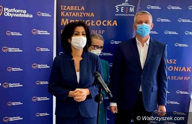 Kraj: Siemoniak krytykuje rząd