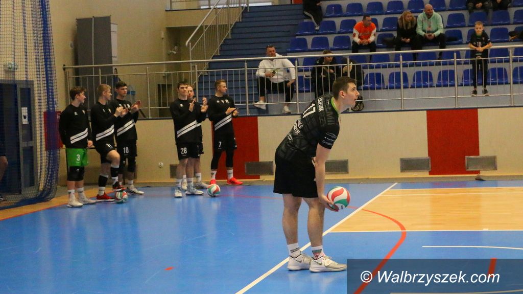 Wałbrzych: Derby dla Chełmca
