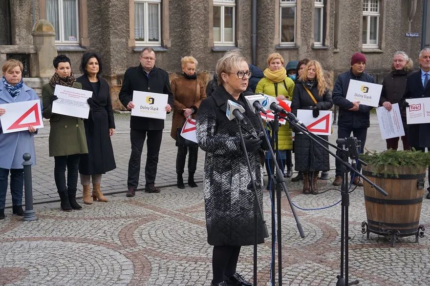 Wałbrzych/Kraj: Wykluczony Wałbrzych