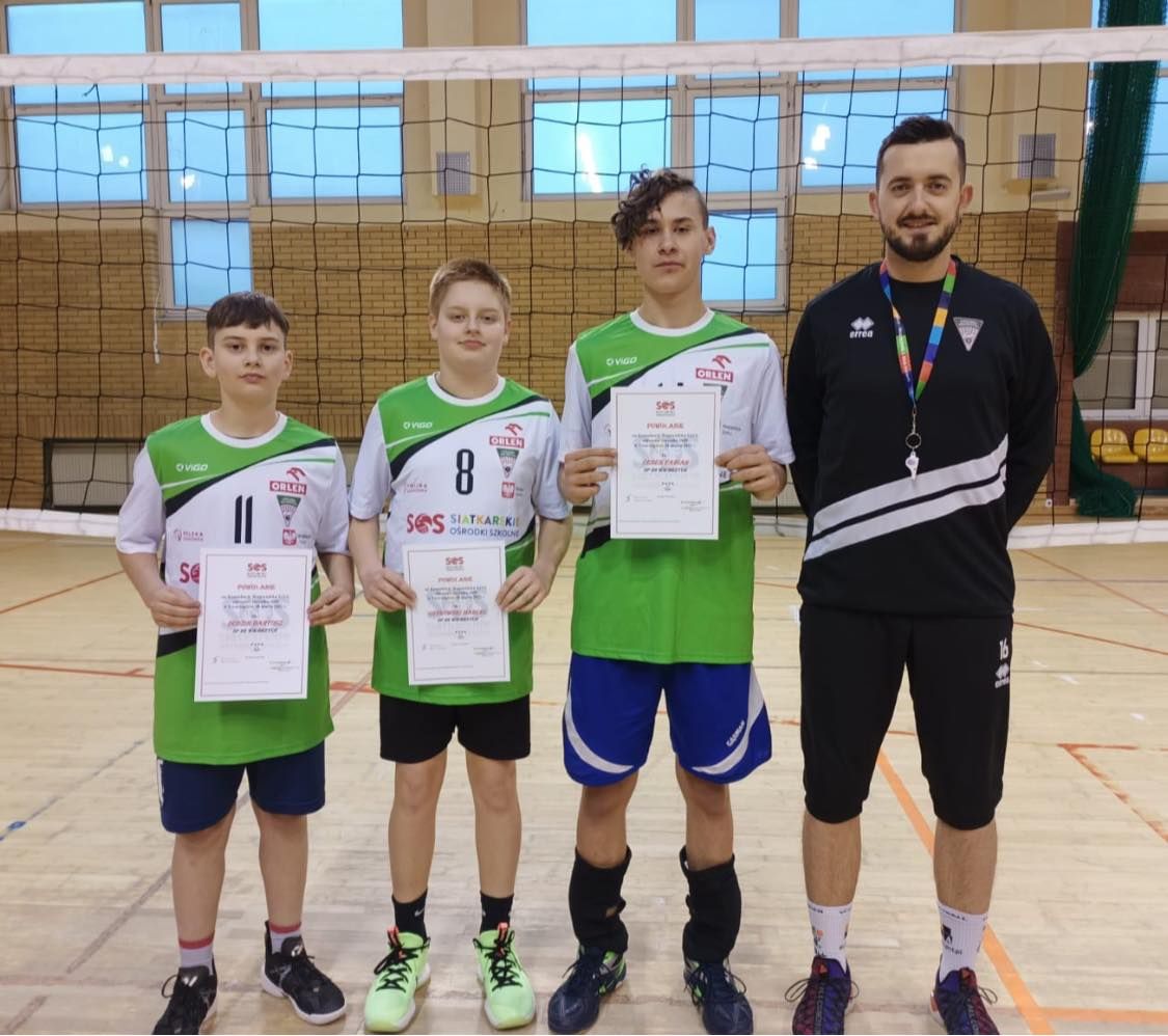 Wałbrzych/REGION: Trzech na konsultacjach