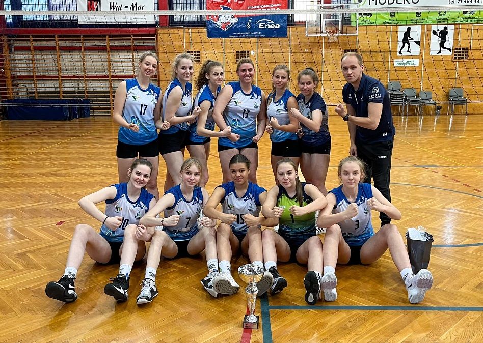 REGION: Juniorki Młodsze pierwsze w DAS