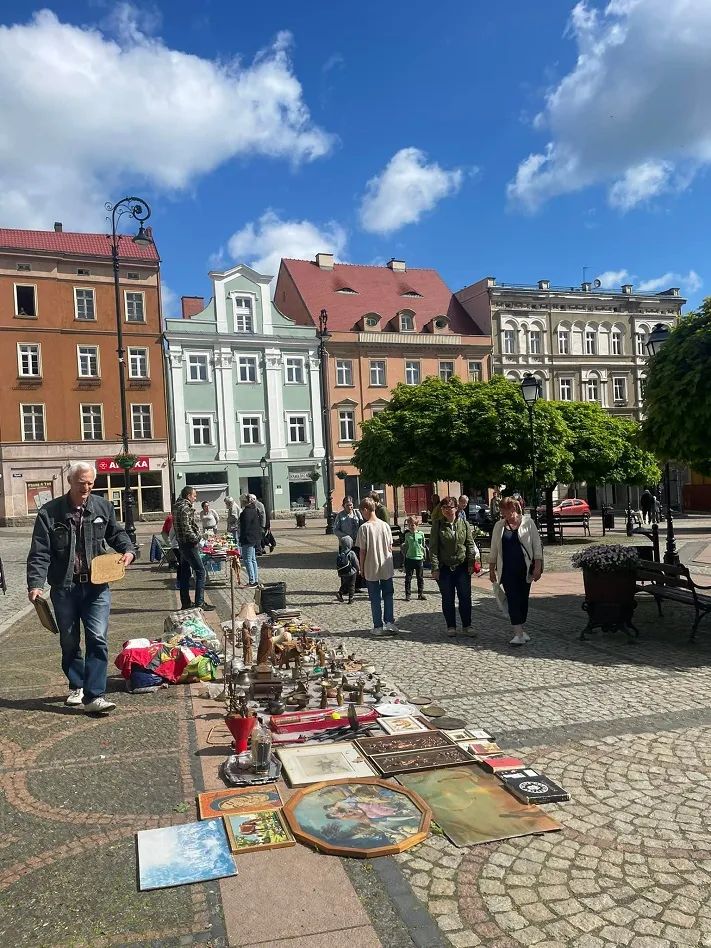 Wałbrzych: Pustki na wałbrzyskiej giełdzie