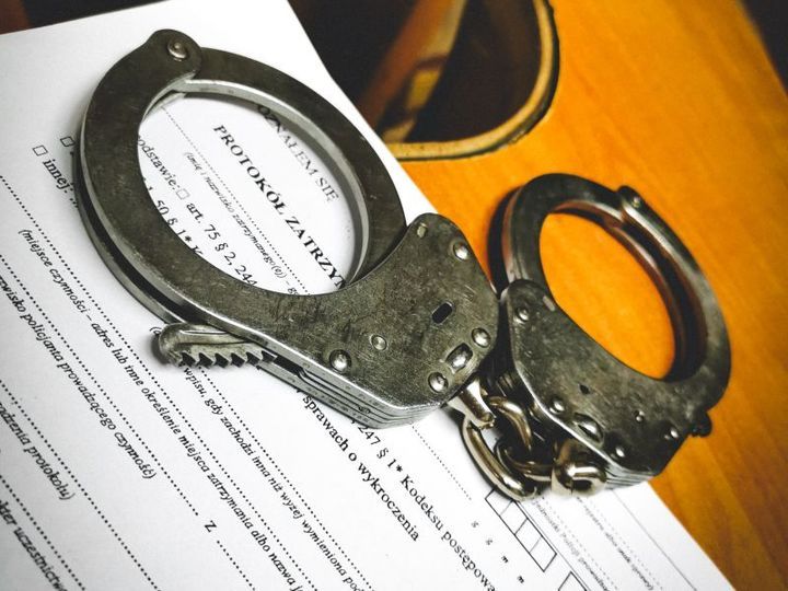 REGION, Kamienna Góra: Mężczyzna pogryzł policjanta