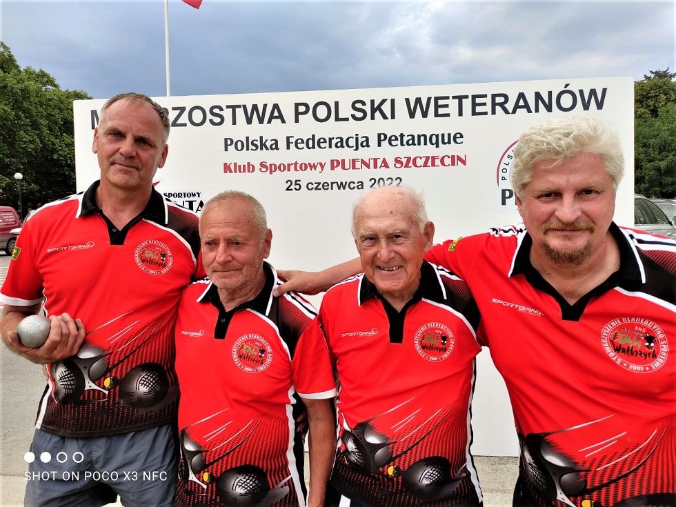 Wałbrzych/Kraj: Dęby na podium