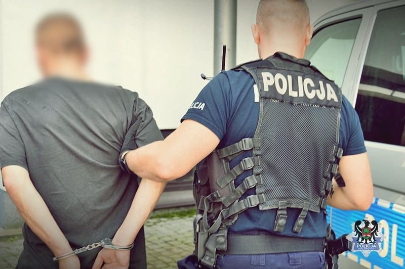 Wałbrzych: Dźgnął brata w szyję