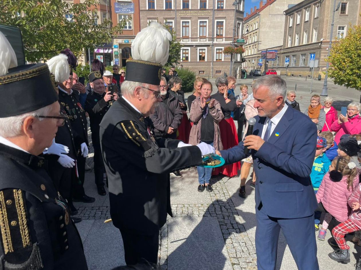 Wałbrzych: Seniorzy przejęli klucze