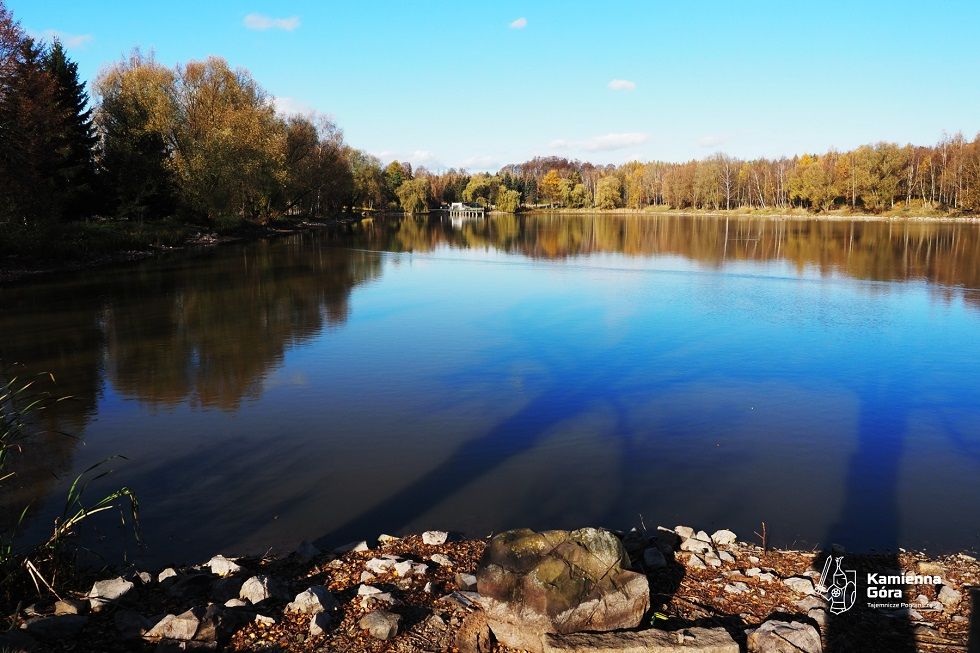REGION, Kamienna Góra: Przepompowują wodę