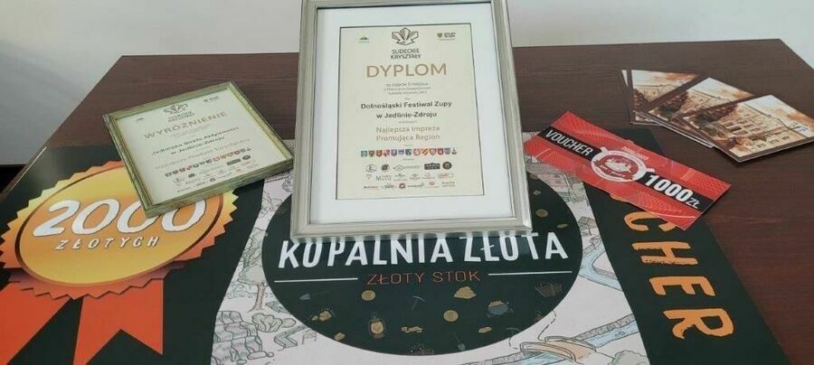 REGION, Jedlina-Zdrój: Grad nagród dla Jedliny