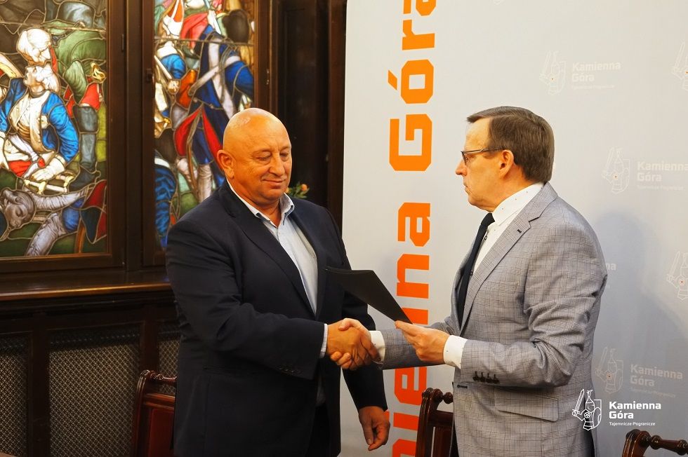 REGION, Kamienna Góra: Lubawska do remontu