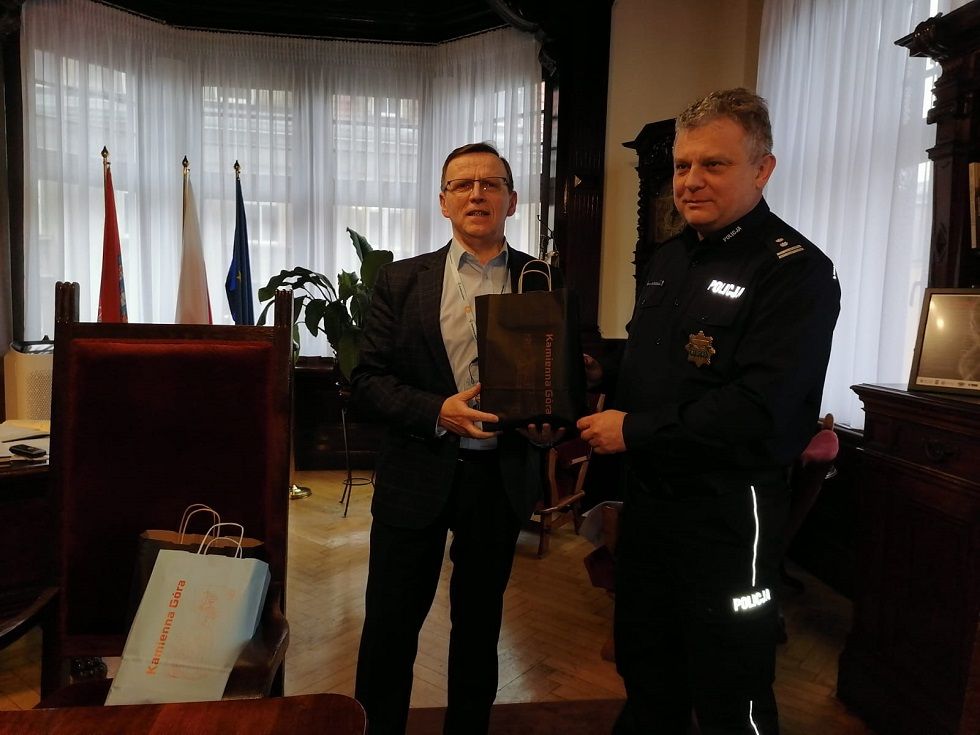 REGION, Kamienna Góra: Zakupili narkotesty