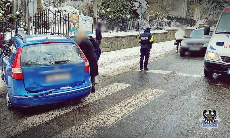 Wałbrzych: Dwoje pieszych potrąconych