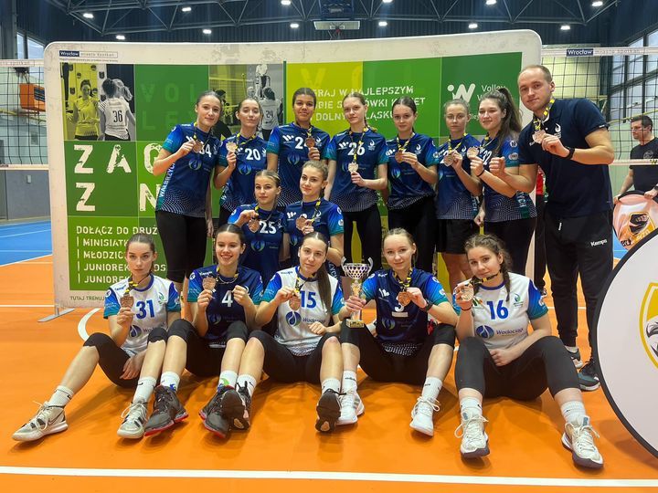 Wałbrzych: Juniorki z brązem