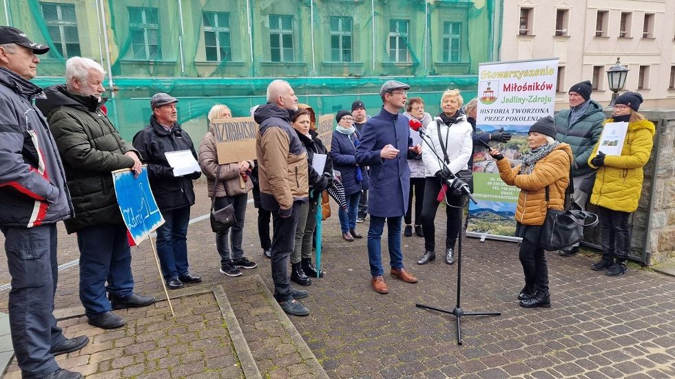REGION, Jedlina-Zdrój: Czy uzdrowisko chyli się ku upadkowi?
