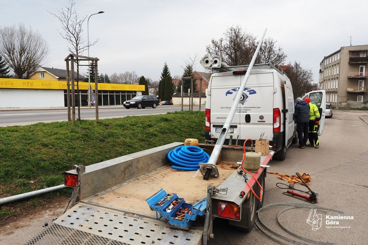 REGION, Kamienna Góra: Dodatkowe lampy