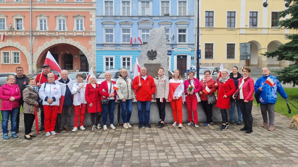REGION, Mieroszów: Marsz z flagą