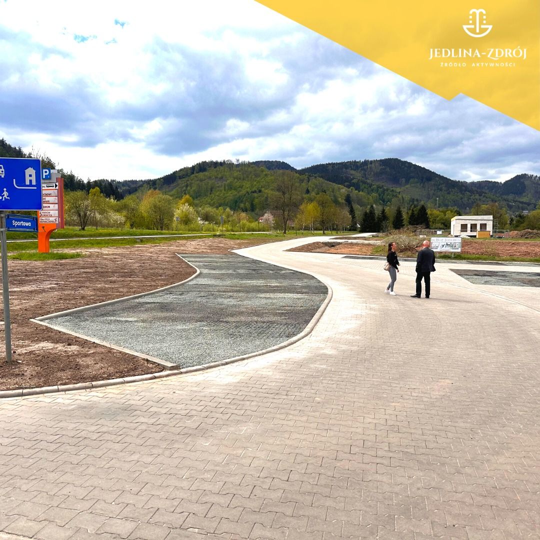 REGION, Jedlina-Zdrój: Drogowa ofensywa w Jedlinie