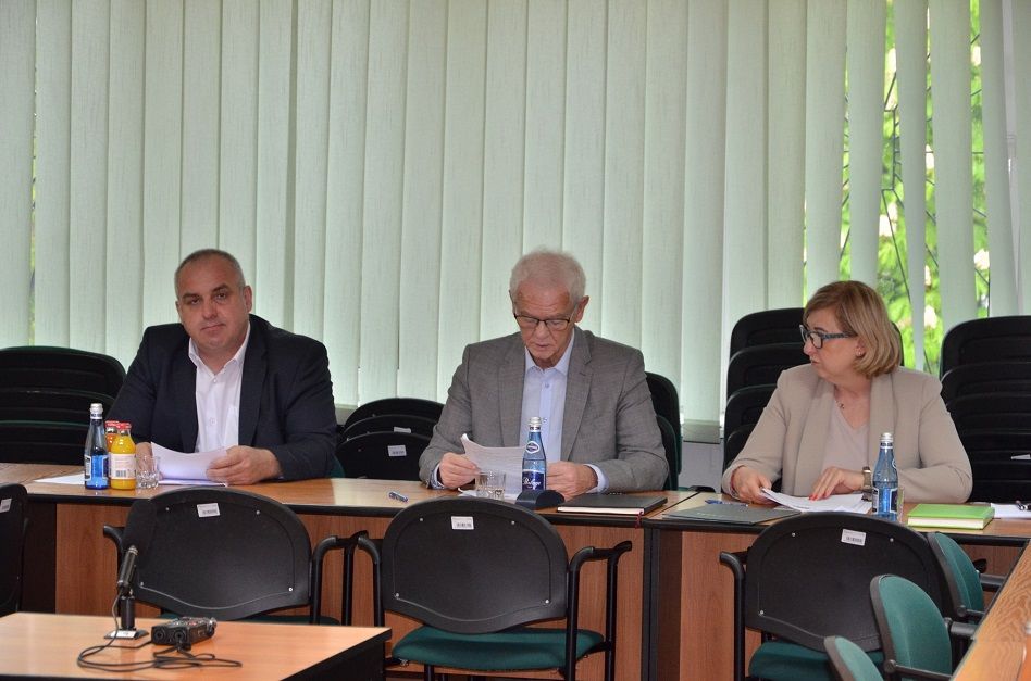 powiat wałbrzyski: Mniej ofert pracy